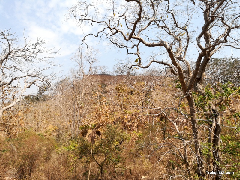 Chaugaon Fort, Wada from Water tank